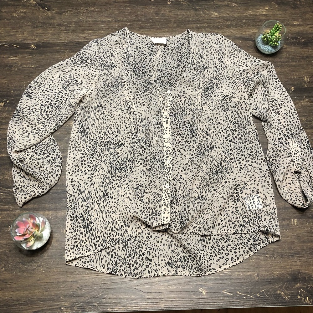 Urban Outfitters brand pins & needles Sheer Trendy Pattern blouse size small - Picture 9 of 11